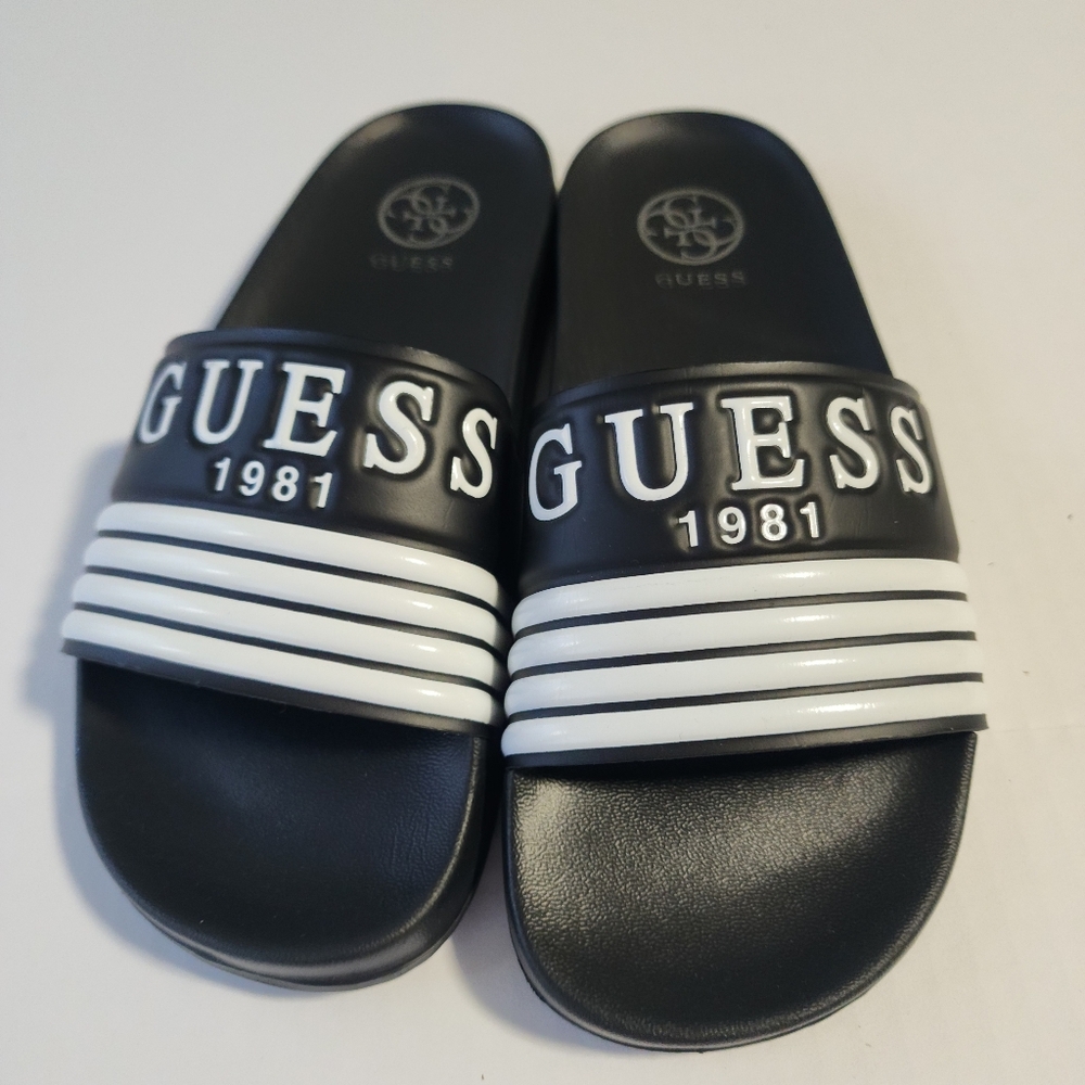 Guess Monochrome Logo Slide Sandals, Women Size 6M (Medium Width) NWOT
